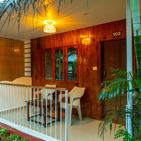 Orange Sky Inn คานาโคนา ภายนอก รูปภาพ