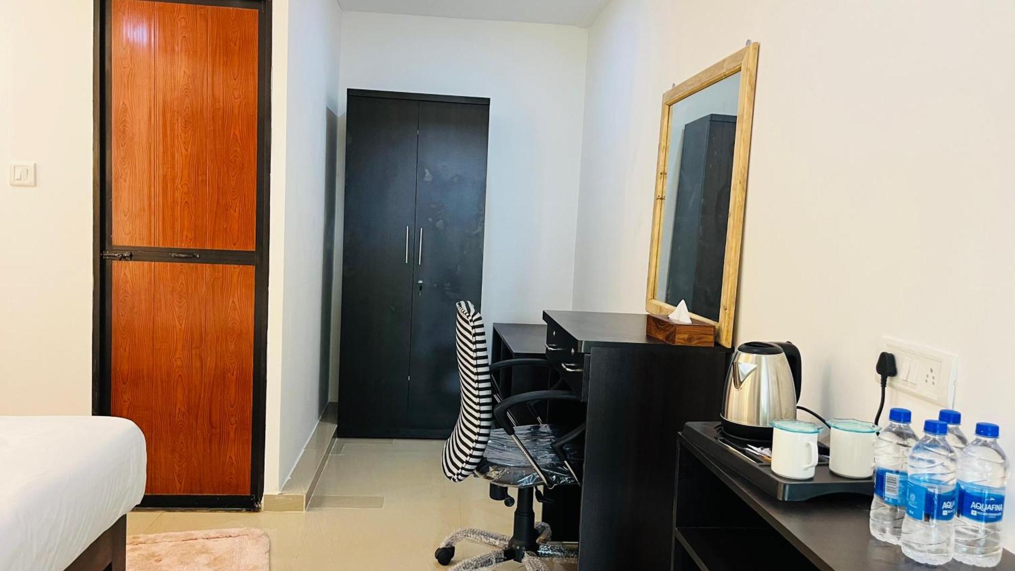 Orange Sky Inn คานาโคนา ภายนอก รูปภาพ