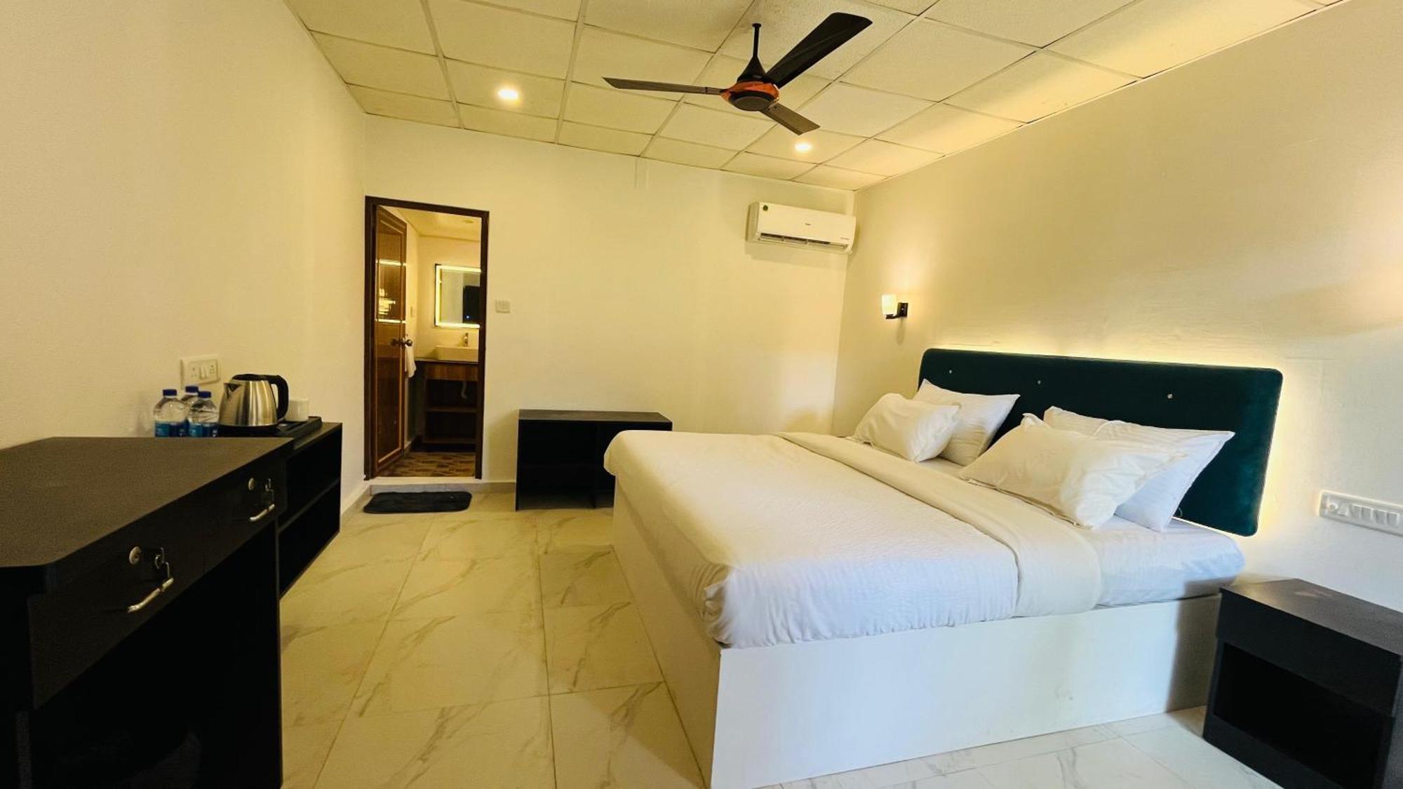 Orange Sky Inn คานาโคนา ภายนอก รูปภาพ